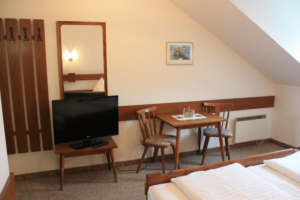 Burgenlaenderhof Hotel Garni Morbisch am See Bagian luar foto